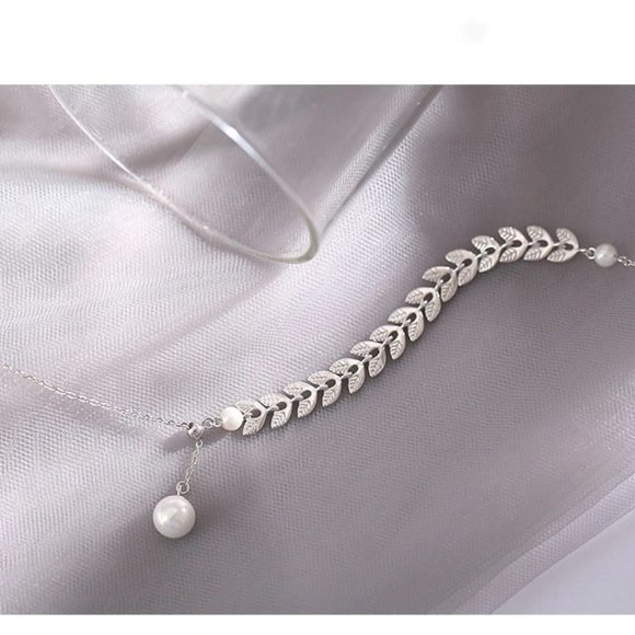 NEW 925 Sterling Silver Leaf Arrow Pearl Necklace - Picture 6 of 8